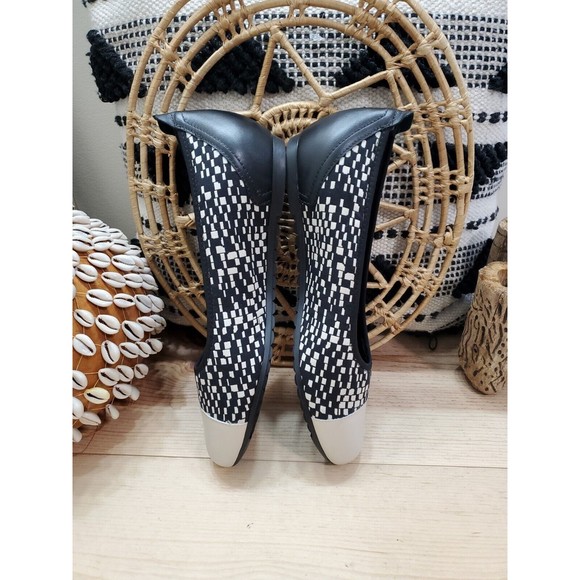 Munro Henlee Ballet Dress Flats Shoes Cap Toe Black Cream Check Women's 10W EUC - Picture 11 of 13